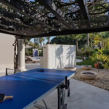 Vale Do Garrao Sleeps 10 With Pool Air Con And Wifi Βίλα *