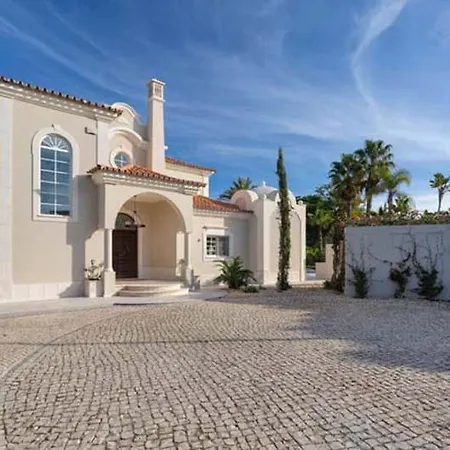 Vale Do Garrao Sleeps 10 With Pool Air Con And Wifi Quinta do Lago